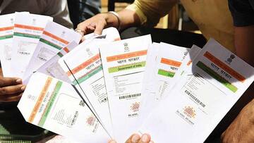 सरकार ने नए मतदाताओं के रजिस्ट्रेशन के लिए UIDAI से मांगी आधार के इस्तेमाल की मंजूरी