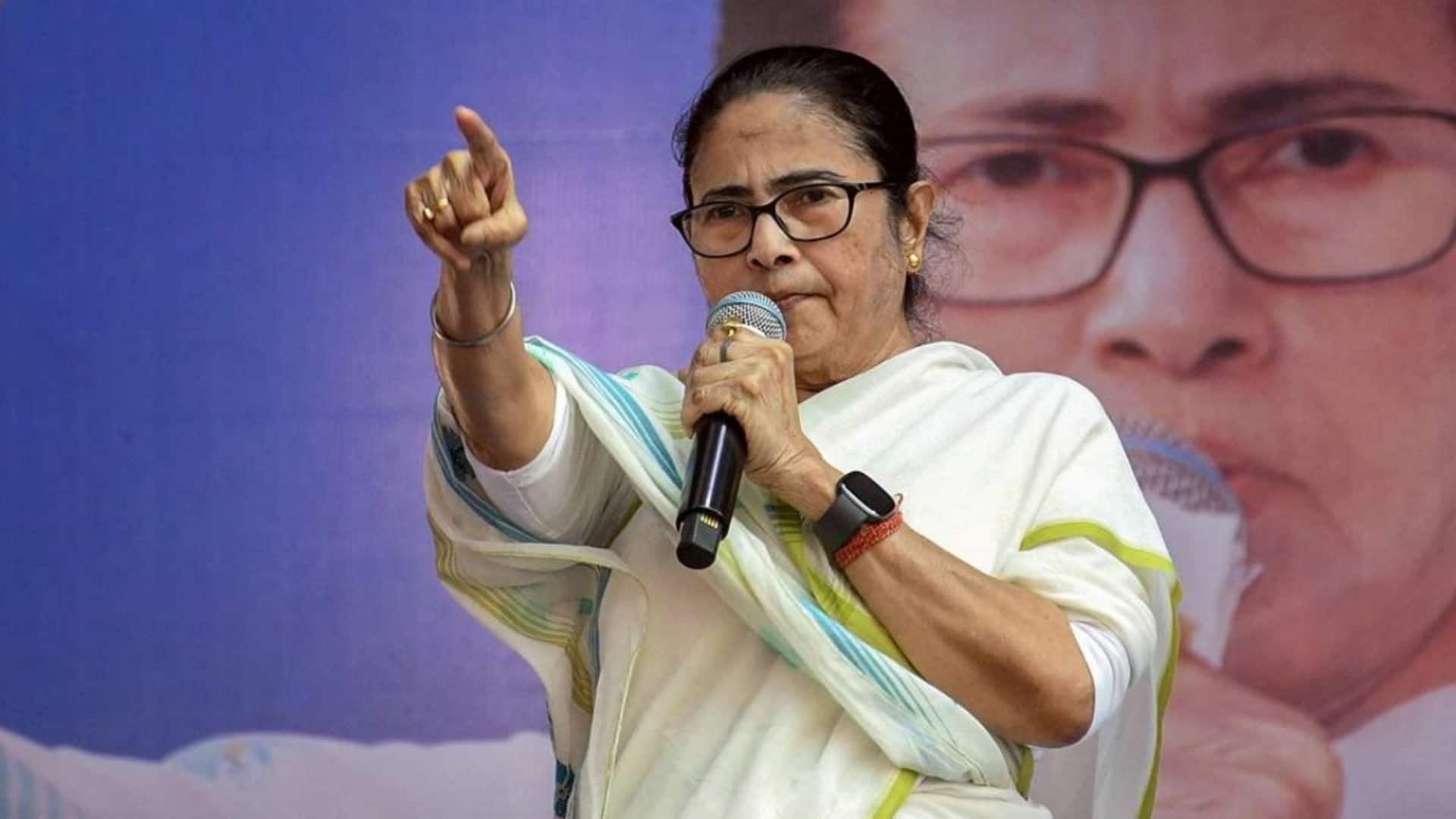 पश्चिम बंगाल विधानसभा चुनाव: मुख्यमंत्री ममता बनर्जी भवानीपुर सीट से आगे