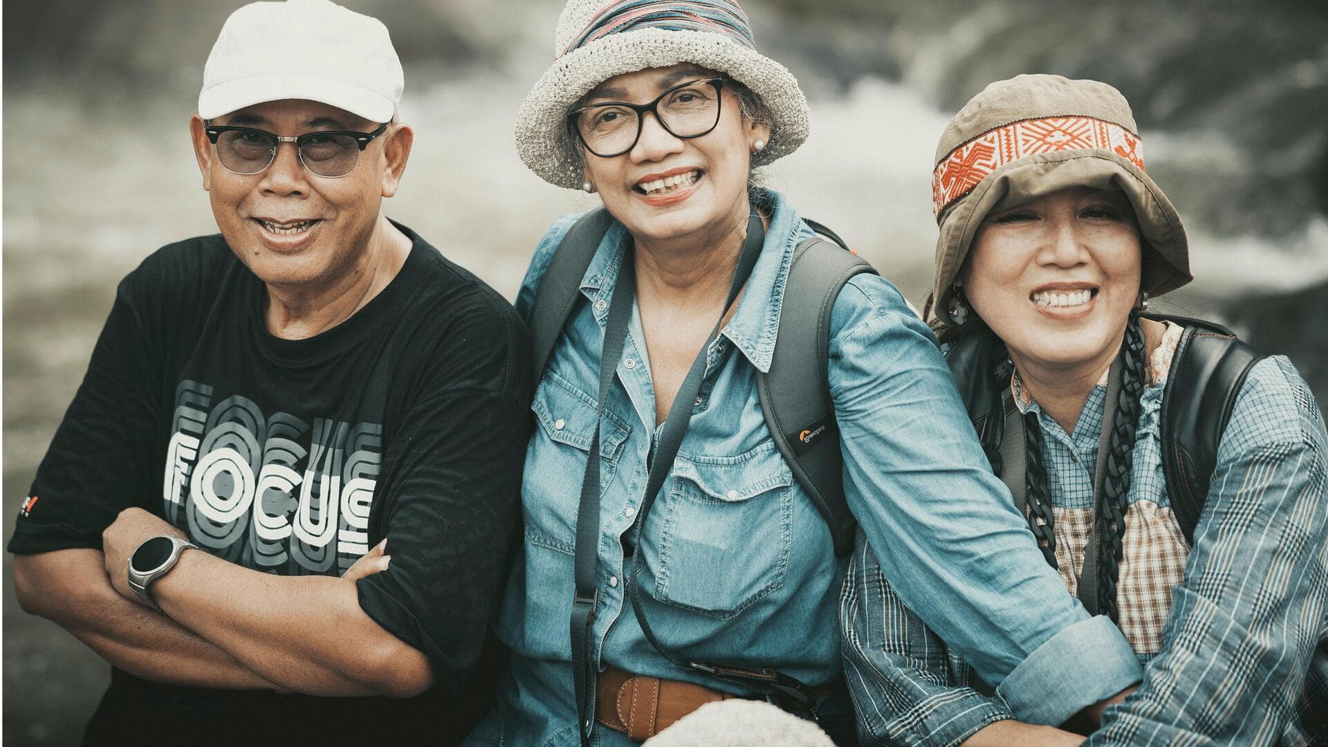 बुजुर्ग माता-पिता के साथ यात्रा करते समय इन 5 बातों का रखें ध्यान, होगा सफर आरामदायक