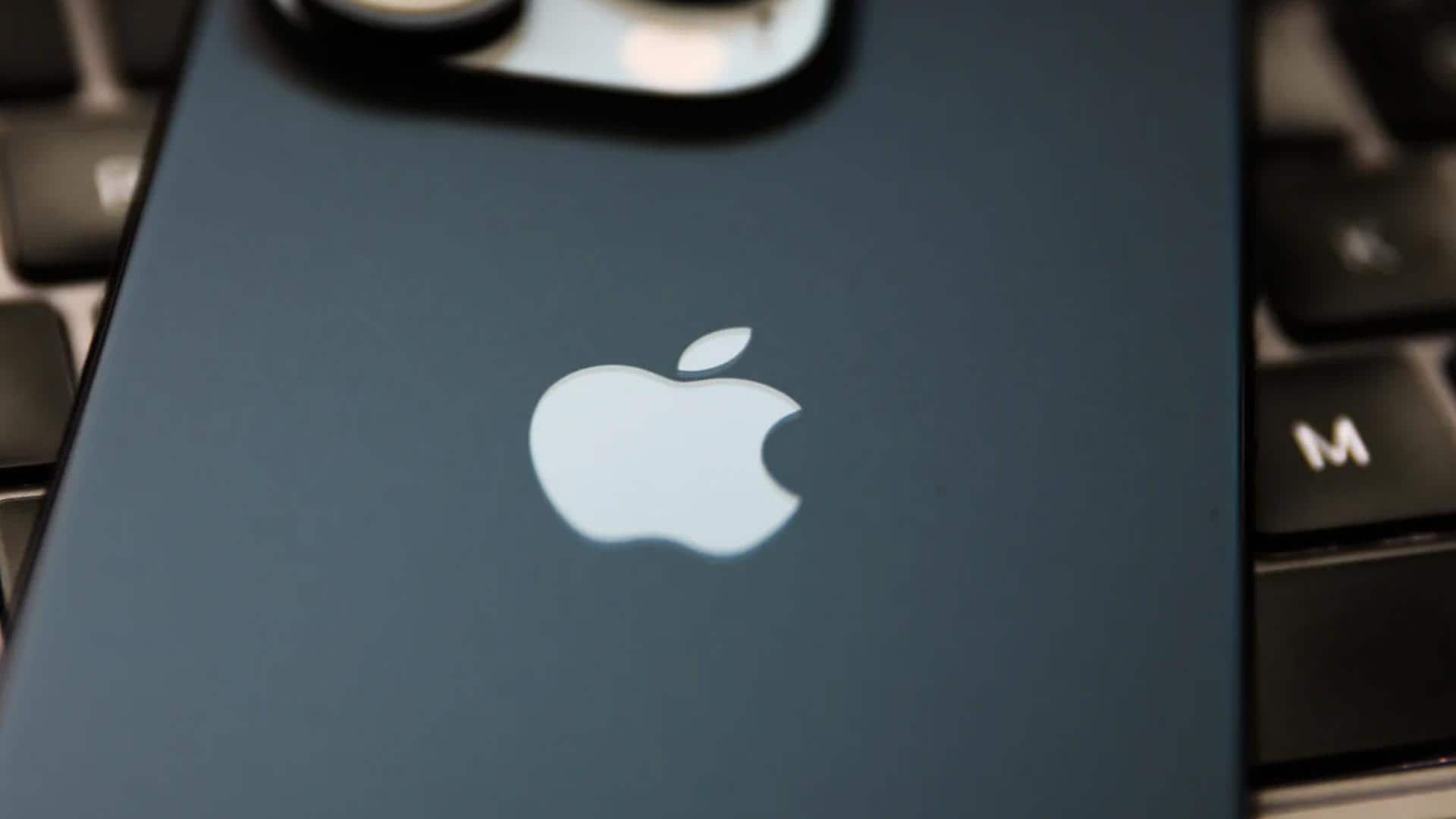 आईफोन यूजर्स पर मंडरा रहा 'डार्कस्वॉर्ड हैकिंग' का खतरा, कैसे रहें इससे सुरक्षित?