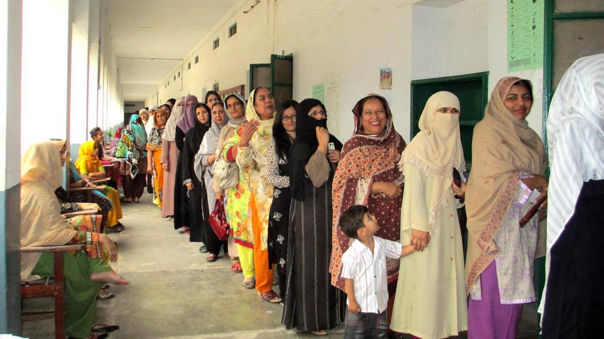 पाकिस्तान: धुरनाल गांव में आज भी महिलाएं नहीं डाल पातीं वोट, 50 साल से प्रतिबंध जारी