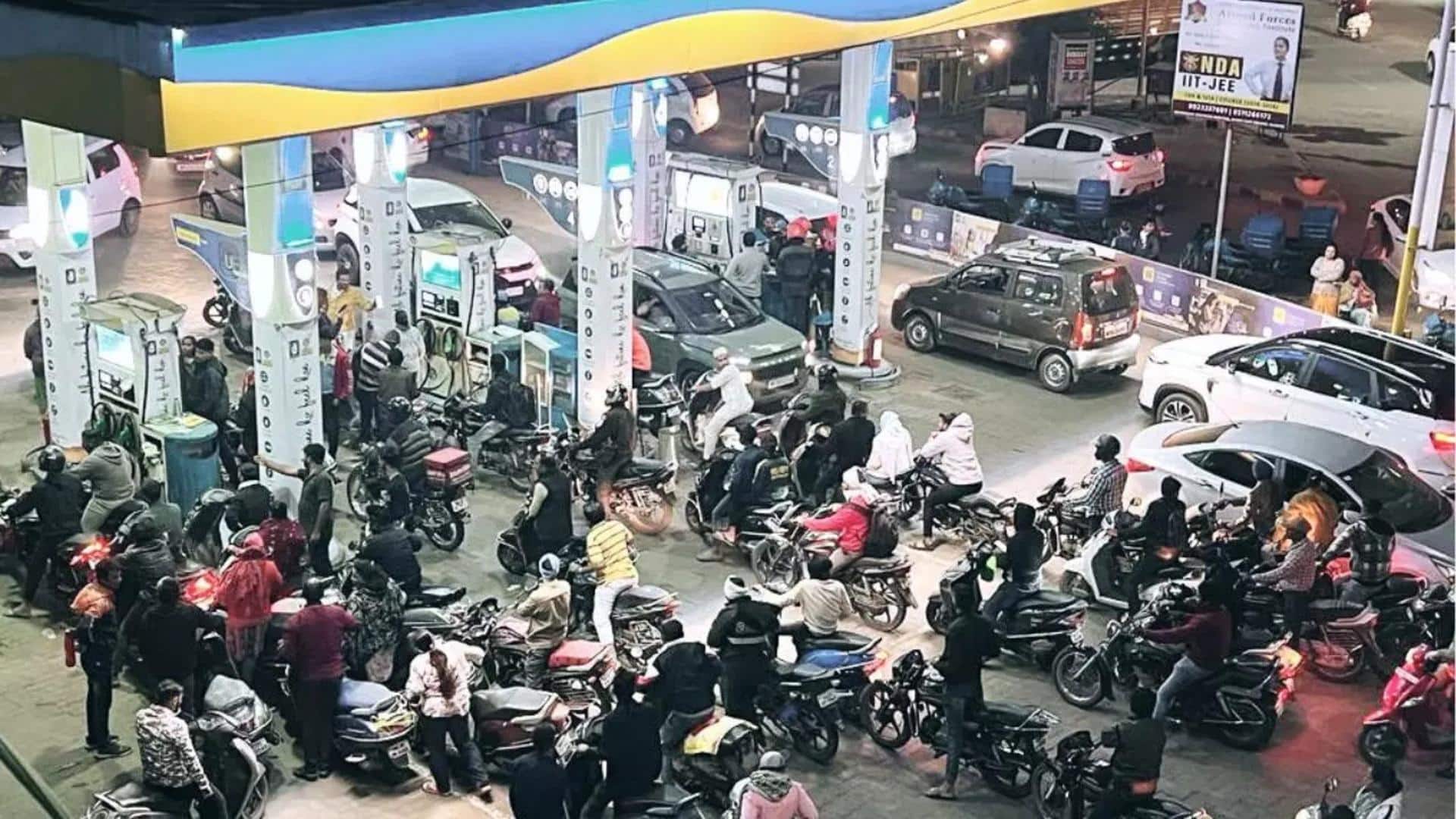 उत्तर प्रदेश में 1 सितंबर से बिना हेलमेट नहीं मिलेगा पेट्रोल, चलाया जाएगा राज्यव्यापी अभियान उत्तर प्रदेश में 1 सितंबर से बिना हेलमेट नहीं मिलेगा पेट्रोल, चलाया जाएगा राज्यव्यापी अभियान