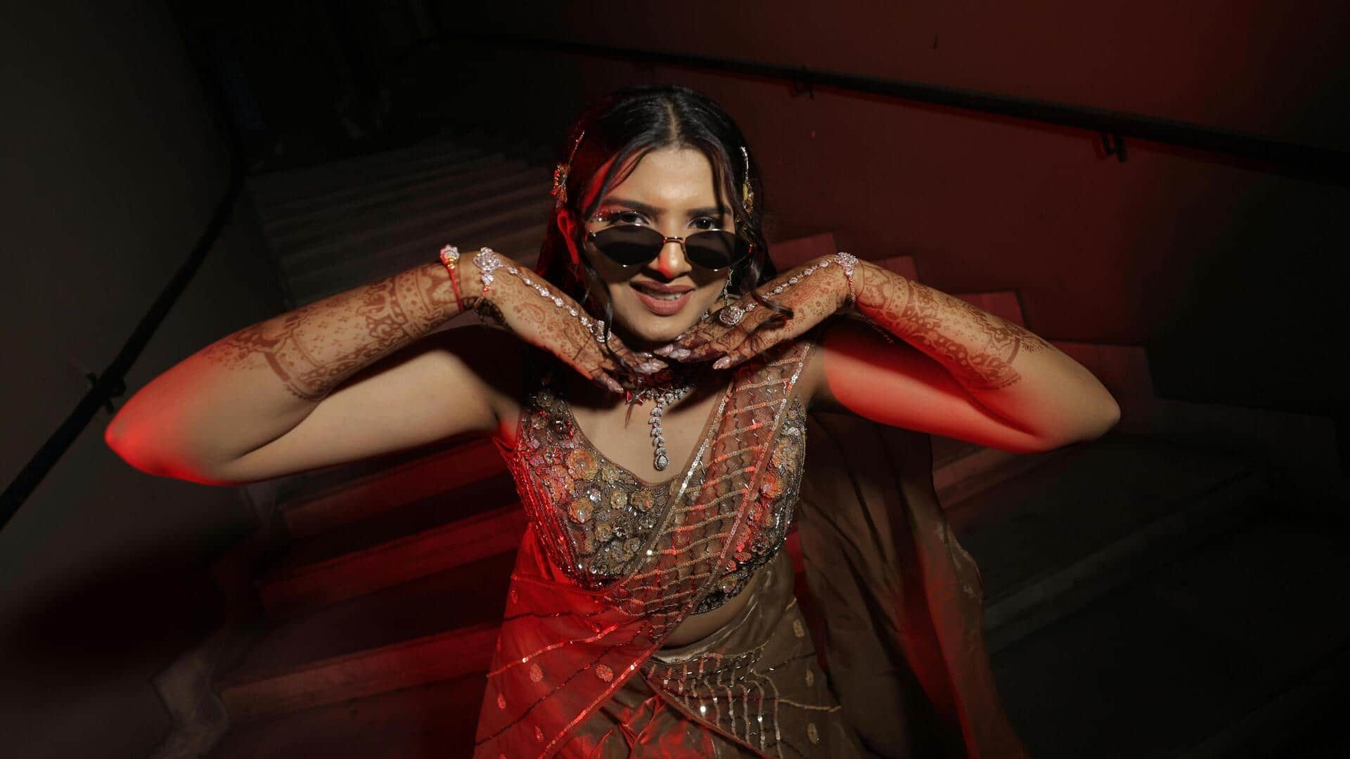 लोहड़ी पर नई दुल्हन पहन सकती है ये कपड़े, दिखेंगी स्टाइलिश 