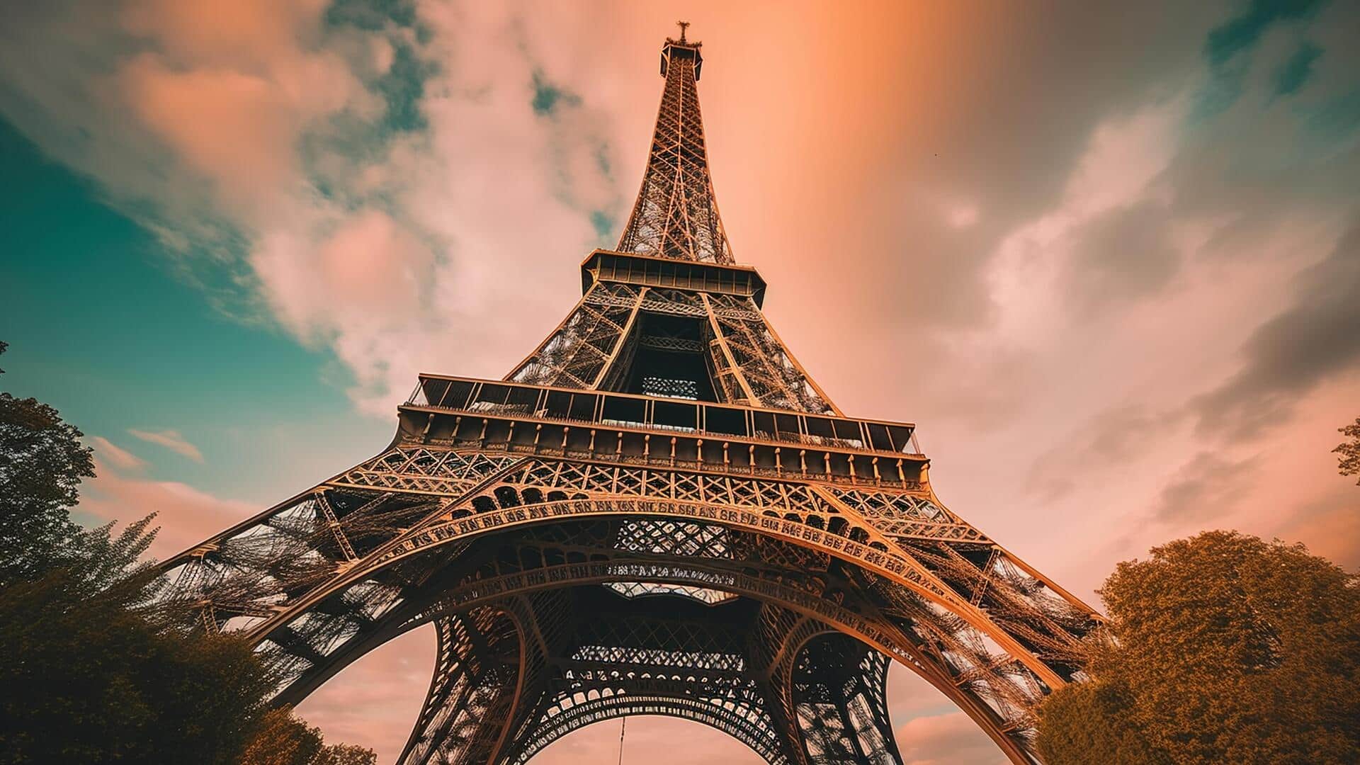 फ्रांस: पेरिस का एफिल टावर बंद, कर्मचारियों की हड़ताल से पर्यटक निराश