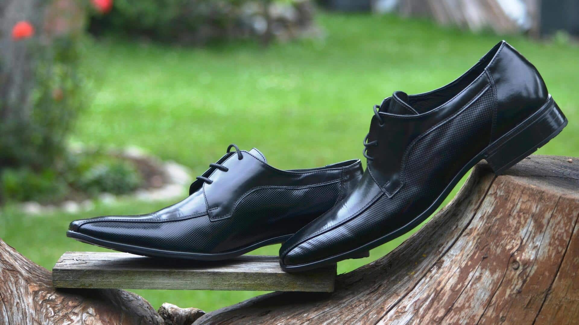 चमड़े के जूतों की इस तरह से करें देखभाल, लंबे समय तक रहेंगे सही चमड़े के जूतों की इस तरह से करें देखभाल, लंबे समय तक रहेंगे सही