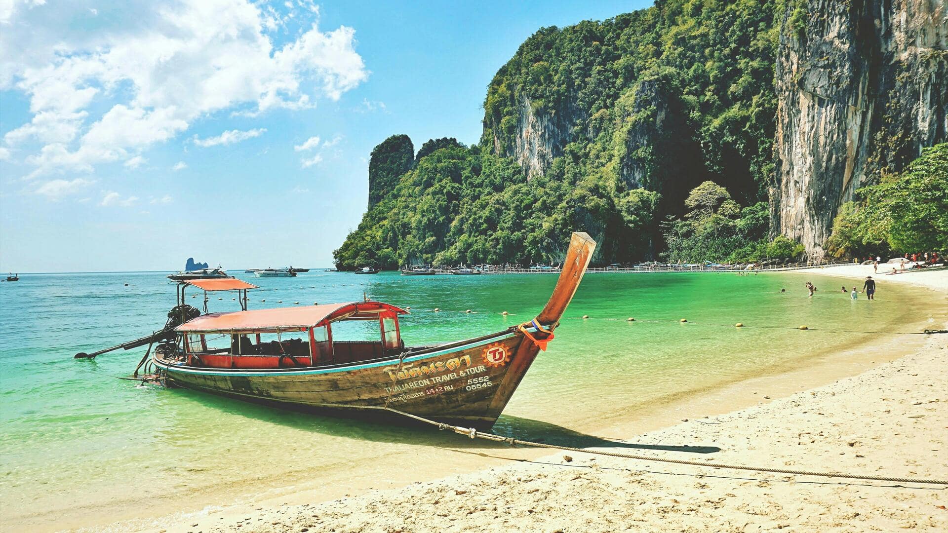 भारतीय नागरिक बिना वीजा के कर सकते हैं इन 5 देशों की यात्रा, आप भी जानिए