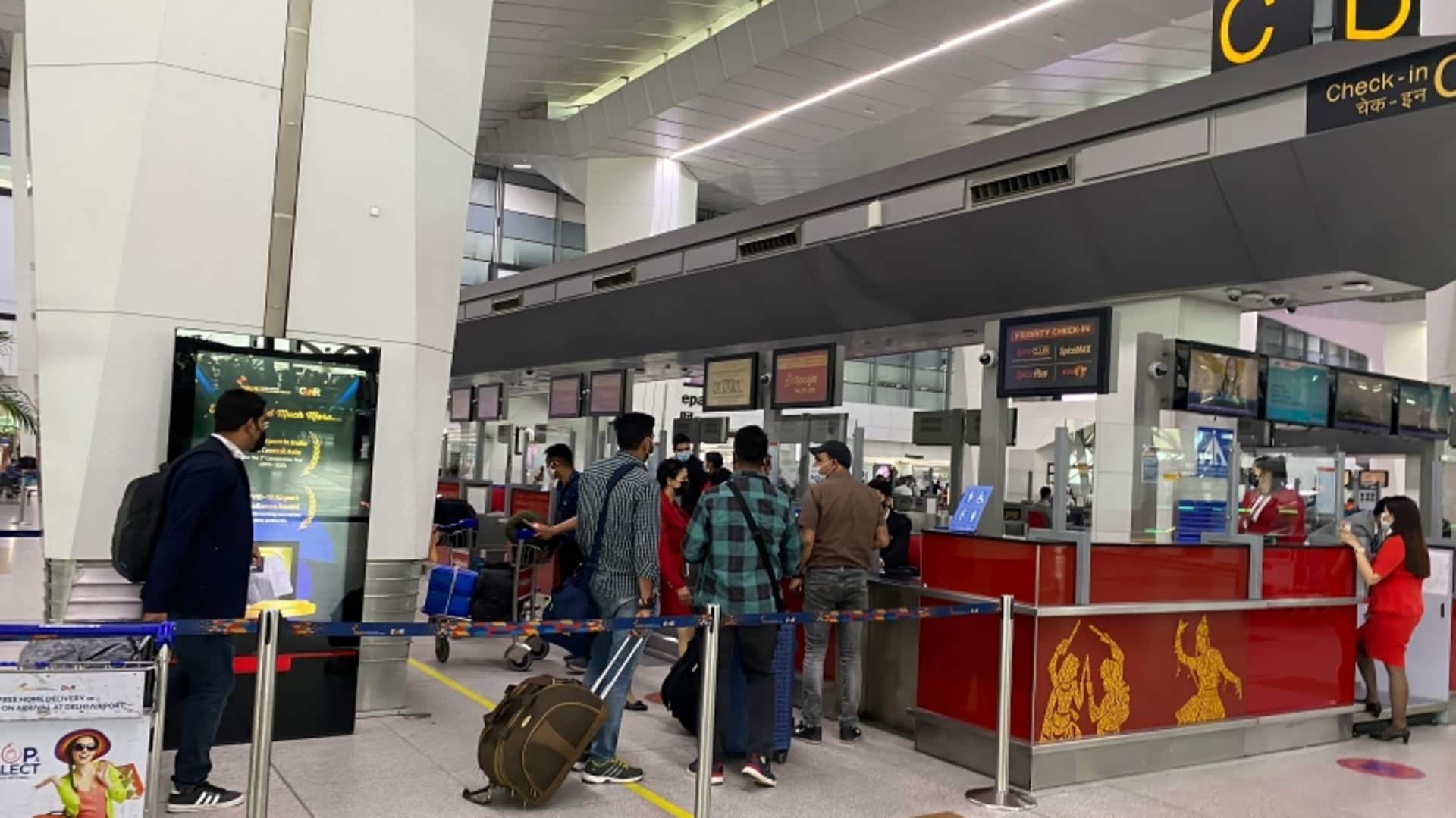 स्पाइसजेट ने यात्री का चेक-इन बैग खोया, करना होगा 2 लाख रुपये का भुगतान स्पाइसजेट ने यात्री का चेक-इन बैग खोया, करना होगा 2 लाख रुपये का भुगतान
