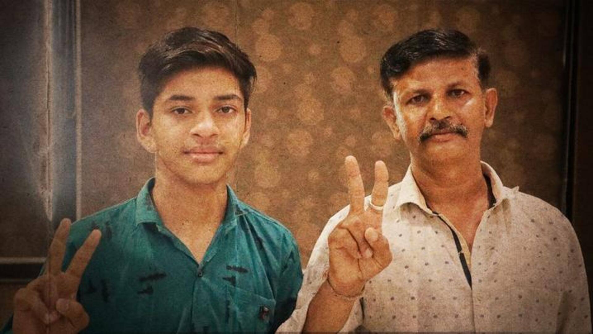 गुजरात: पिता ने 25 साल बाद बेटे संग दी 10वीं बोर्ड परीक्षा, दोनों को मिली सफलता