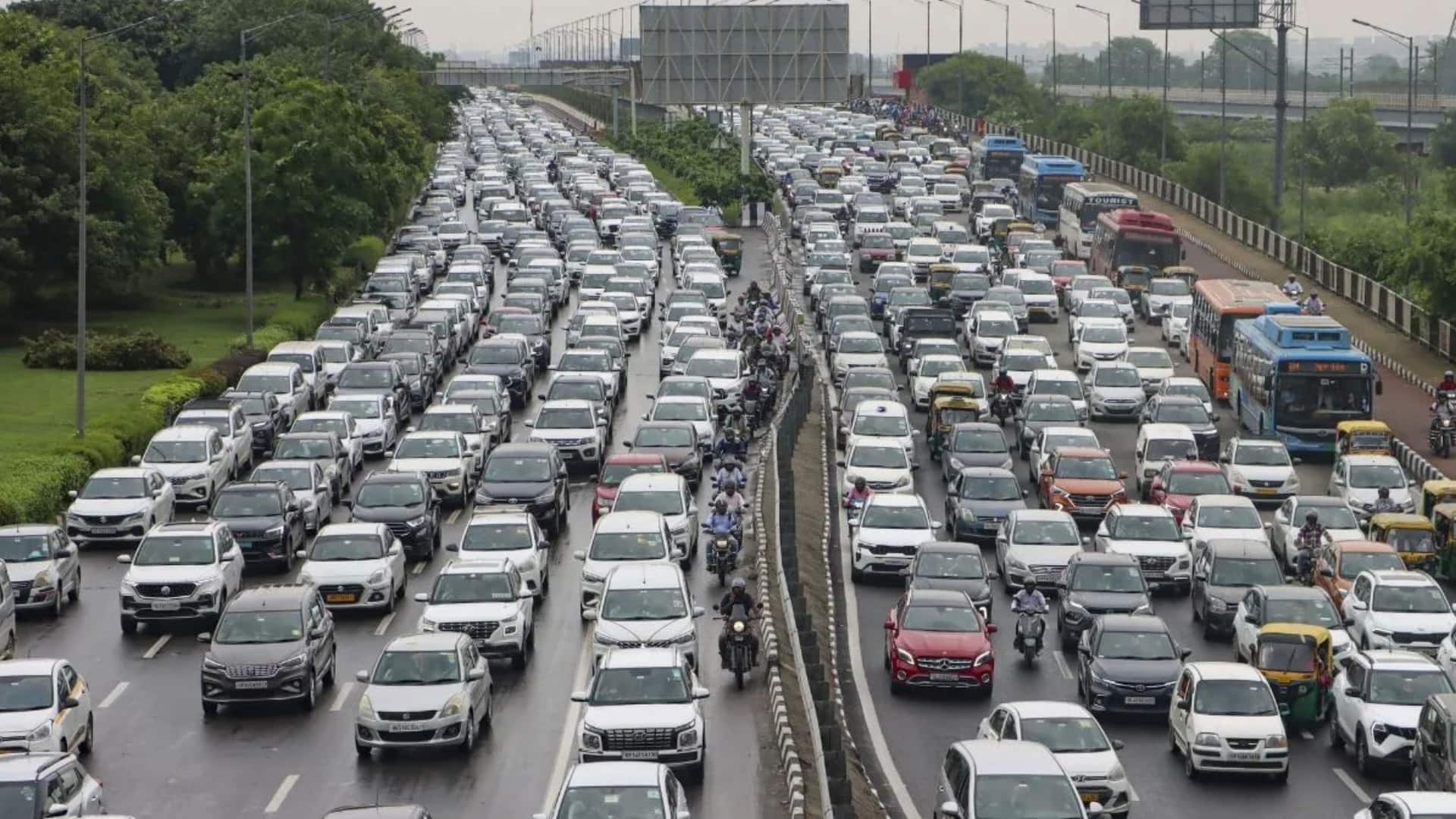 NCR में कैब एग्रीगेटर्स को नहीं मिलेगा पेट्रोल-डीजल वाहनों का लाइसेंस, हरियाणा मंत्रिमंडल का फैसला