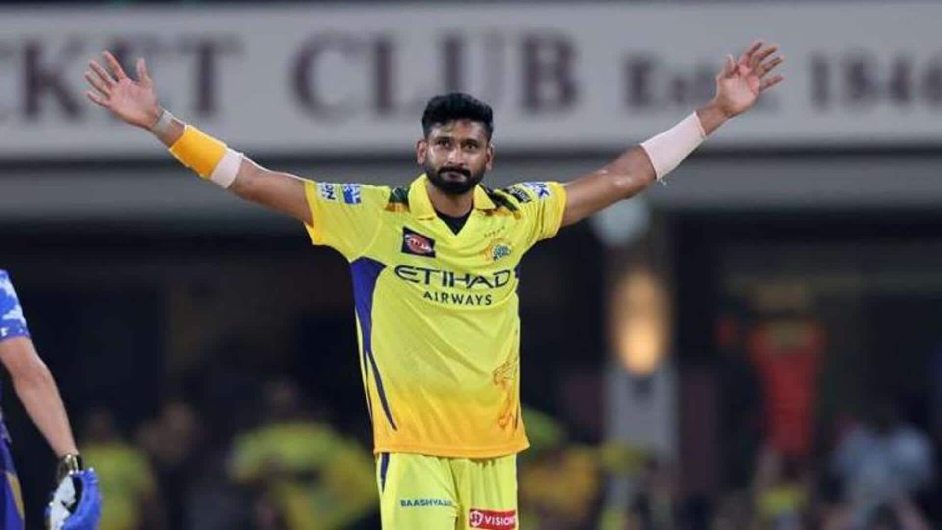 CSK के इन गेंदबाजों ने एक IPL मैच में लुटाए हैं सबसे ज्यादा रन CSK के इन गेंदबाजों ने एक IPL मैच में लुटाए हैं सबसे ज्यादा रन