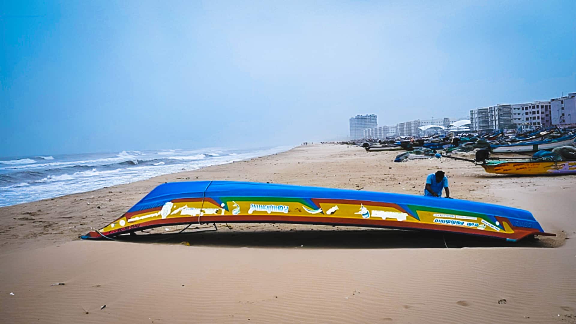 श्रीलंका से रविवार को तमिलनाडु पहुंचेगा चक्रवात 'दितवाह', भारी बारिश की संभावना