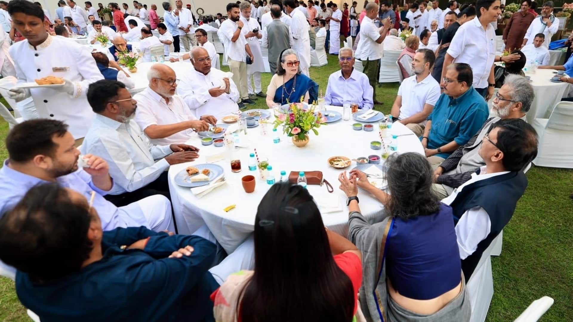 राहुल गांधी की INDIA नेताओं के साथ बैठक में क्या-क्या हुआ?
