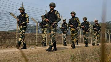 जम्मू-कश्मीर: सांबा में अंतरराष्ट्रीय सीमा पर BSF ने पाकिस्तानी घुसपैठिए को मार गिराया