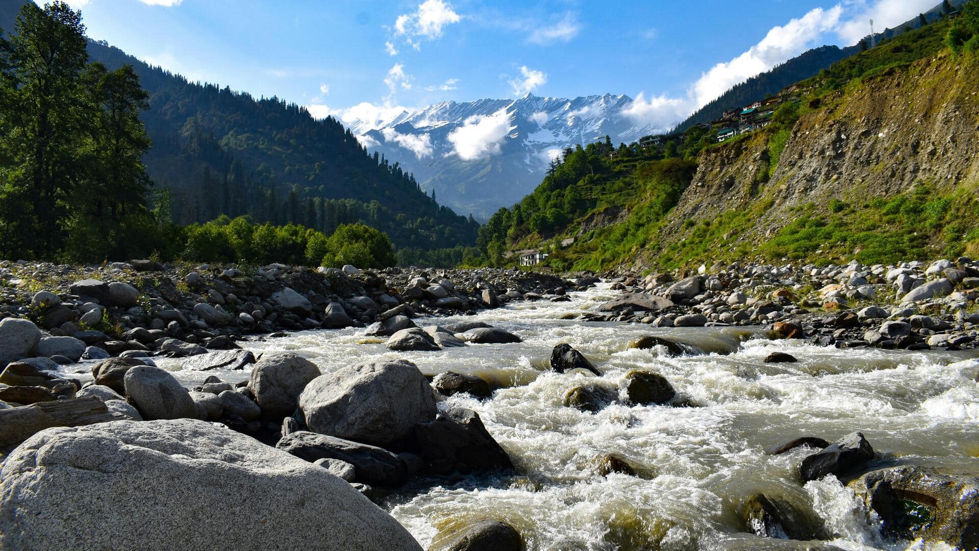 गर्मियों के दौरान घूमने के लिए मनाली है एकदम सही जगह, जानिए कारण