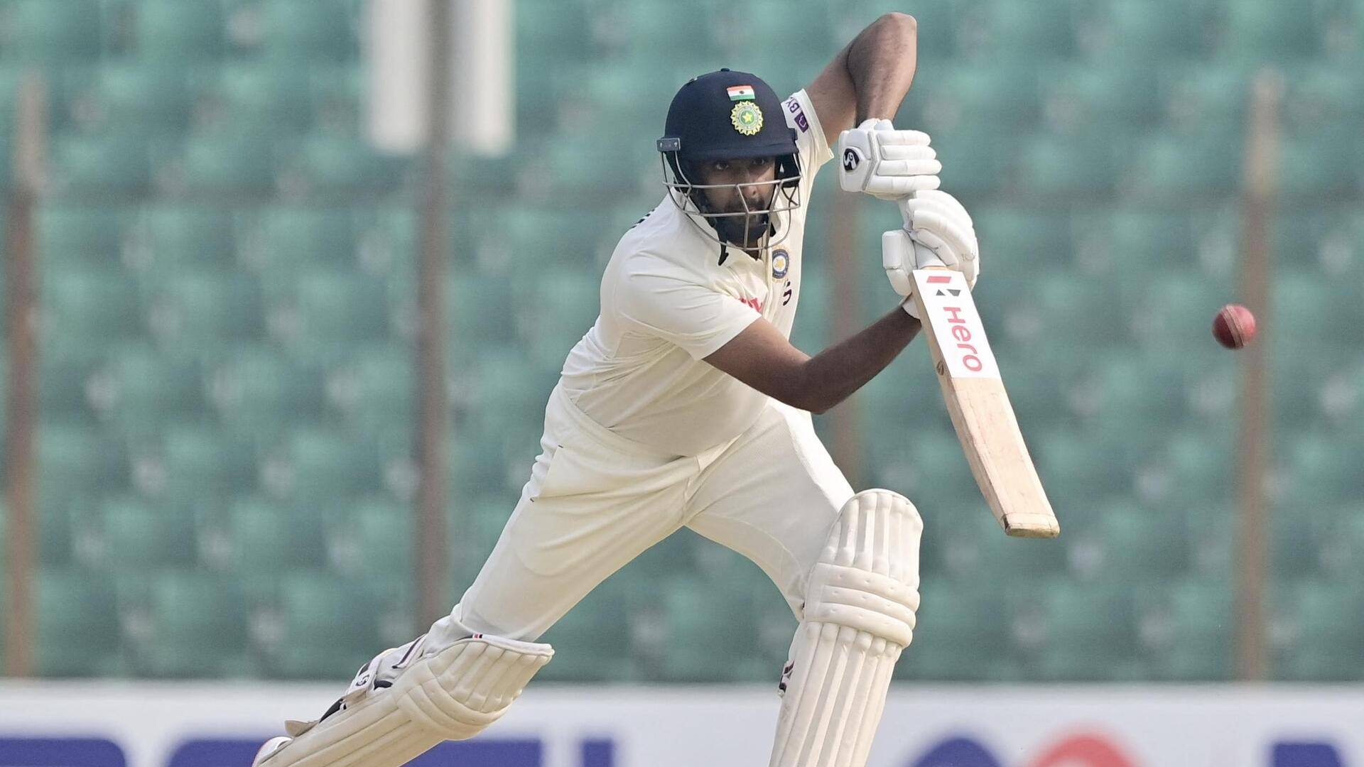 वेस्टइंडीज बनाम भारत: रविचंद्रन अश्विन ने टेस्ट क्रिकेट में लगाया 14वां अर्धशतक, जानिए उनके आंकड़े 