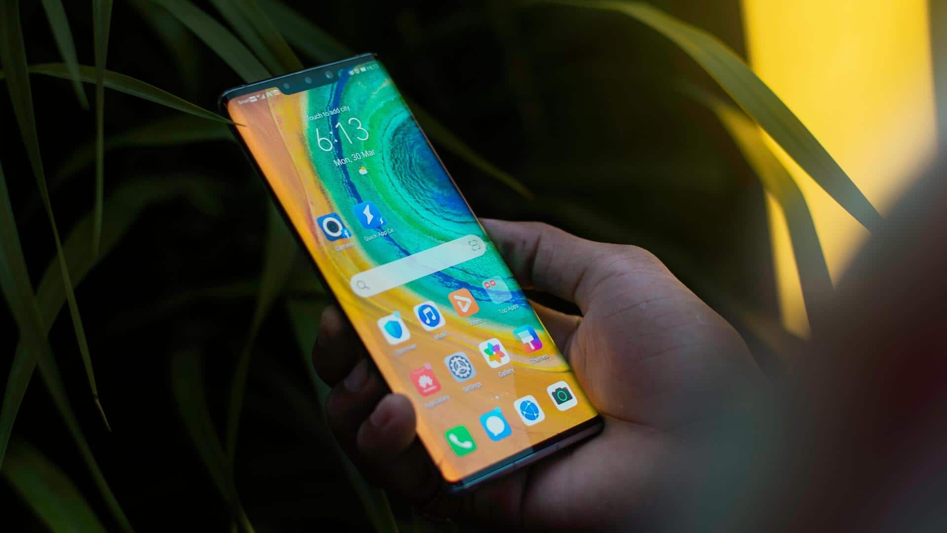 मोबाइल फोन का इस्तेमाल करते समय न करें ये 5 गलतियां, बन सकता है कारण