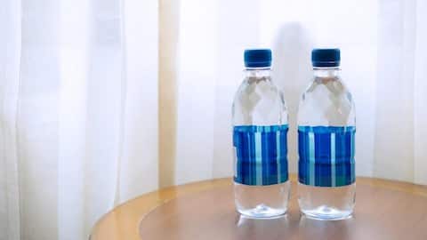 बोतलबंद पानी का सेवन शरीर के लिए खतरनाक, मौजूद होते हैं लाखों प्लास्टिक के कण- अध्ययन 