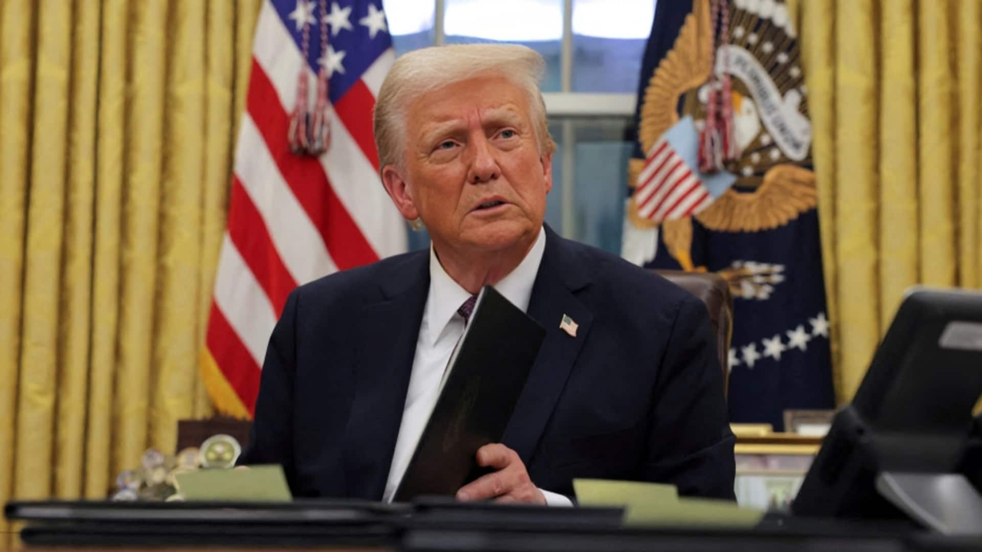 डोनाल्ड ट्रंप ने ईरान युद्ध समाप्त करने के संकेत दिए, कहा- हम बहुत जल्द निकल जाएंगे