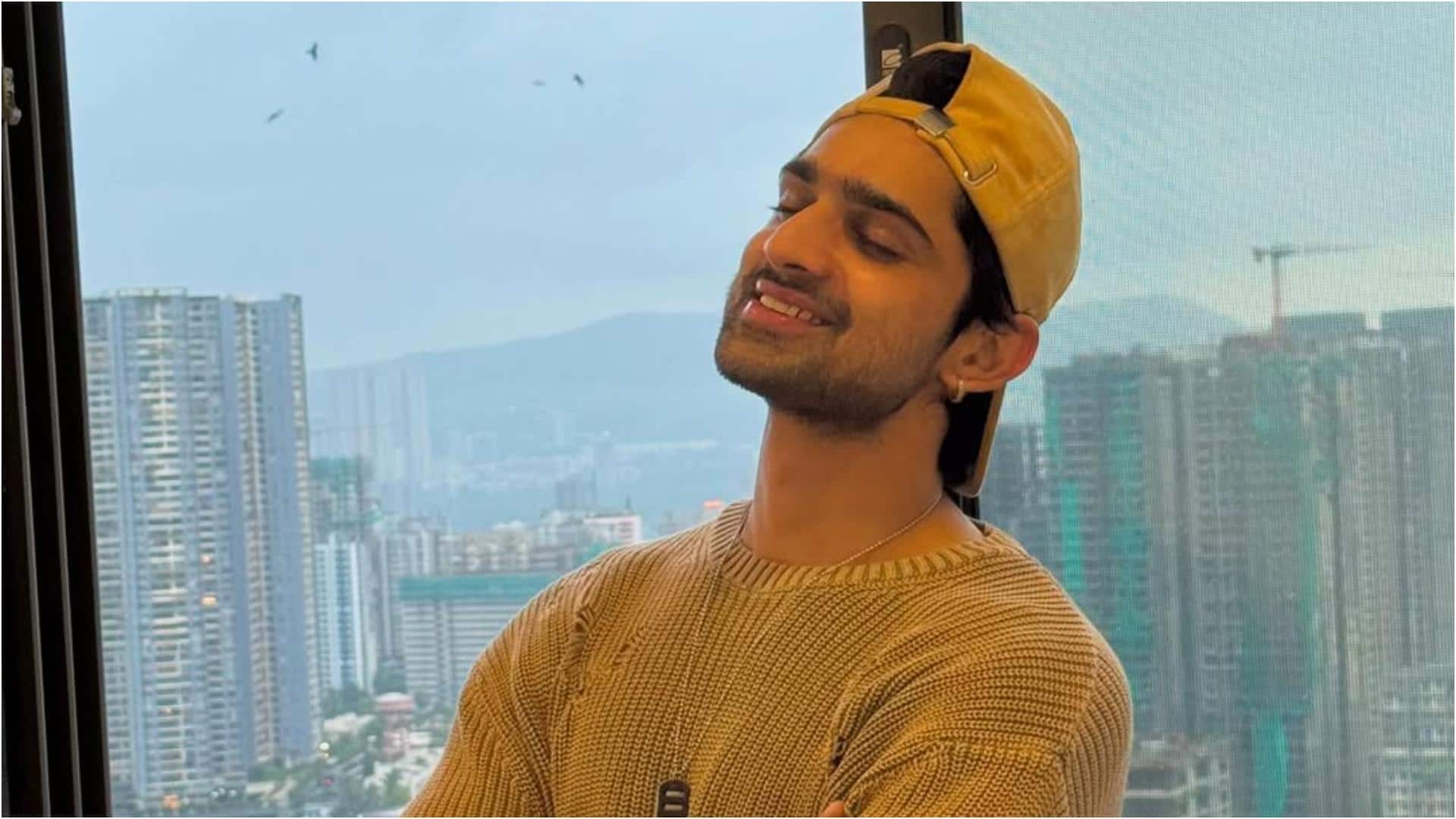 'बिग बॉस 17' के प्रतियोगी अभिषेक कुमार ने मुंबई में खरीदा अपना पहला घर, देखिए तस्वीरें