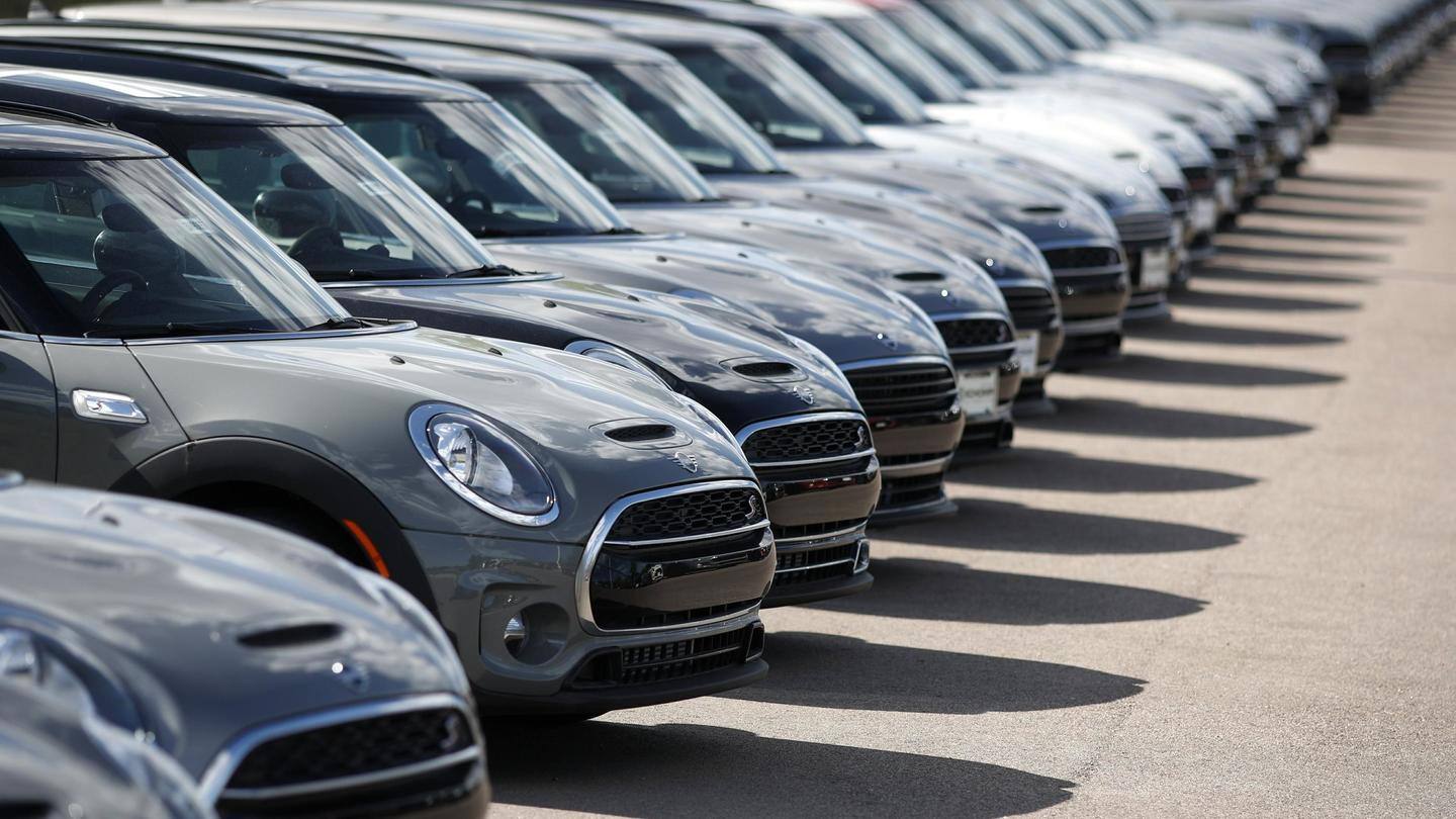दशक का सबसे खराब रहा इस साल का त्योहारी सीजन, वाहनों की बिक्री 18 प्रतिशत घटी