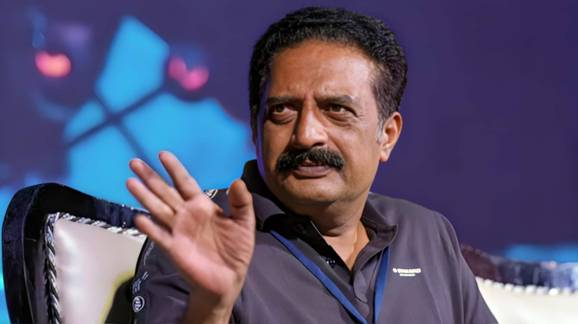 अभिनेता प्रकाश राज हैदराबाद में ED के सामने पेश हुए, ऑनलाइन सट्टेबाजी ऐप मामले में पूछताछ अभिनेता प्रकाश राज हैदराबाद में ED के सामने पेश हुए, ऑनलाइन सट्टेबाजी ऐप मामले में पूछताछ
