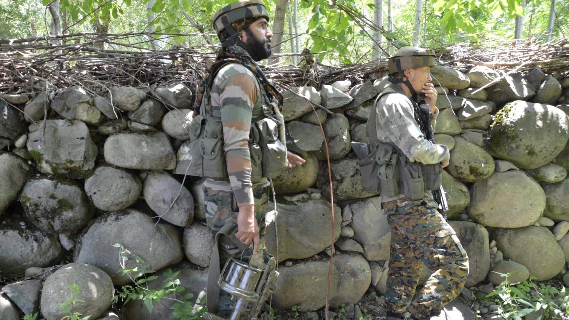 जम्मू-कश्मीर के बडगाम में सुरक्षा बलों के साथ मुठभेड़ में एक आतंकवादी ढेर