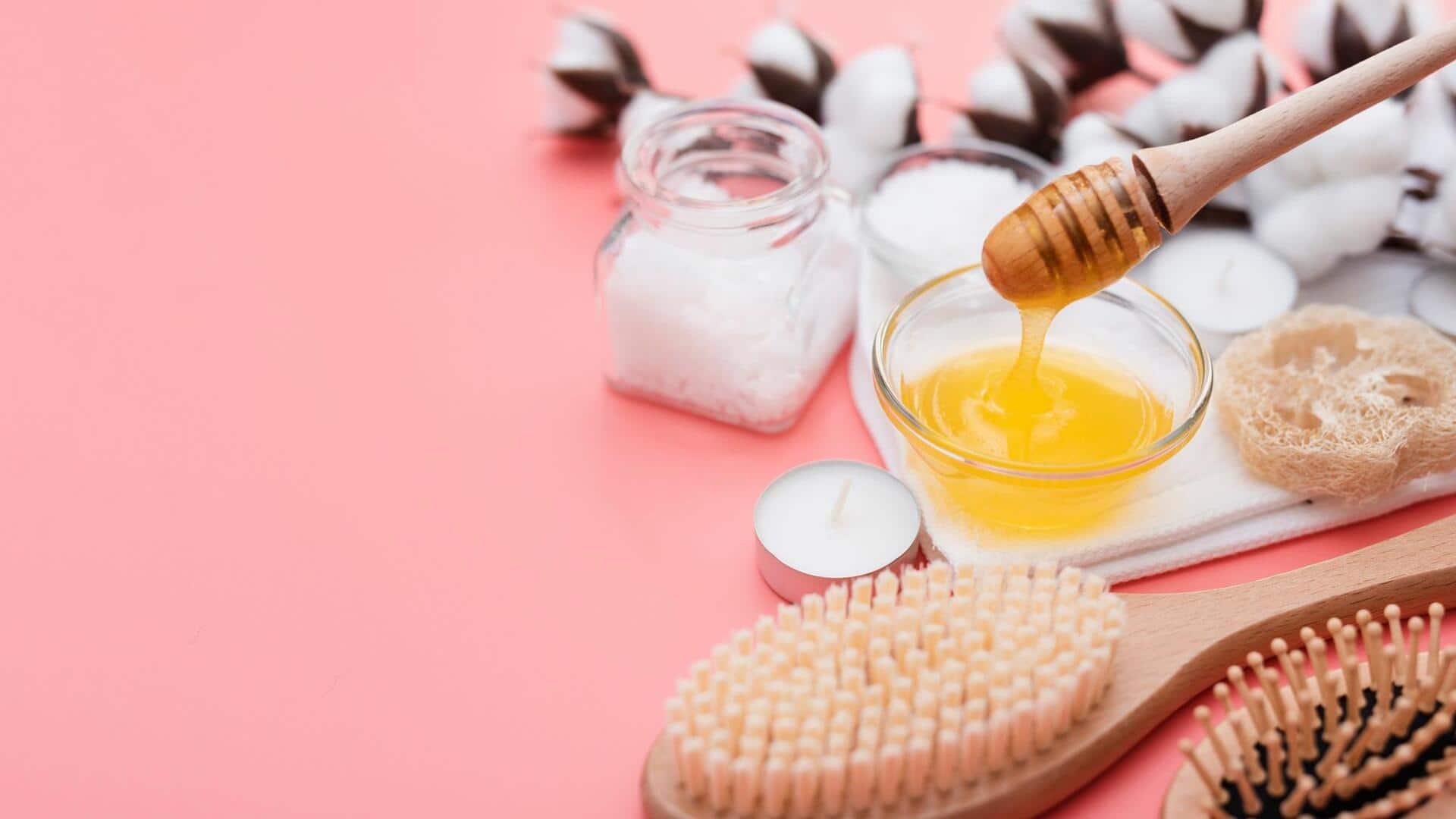 बालों को नमी प्रदान करने में मदद कर सकते हैं ये 5 प्राकृतिक मॉइस्चराइजर, करें इस्तेमाल