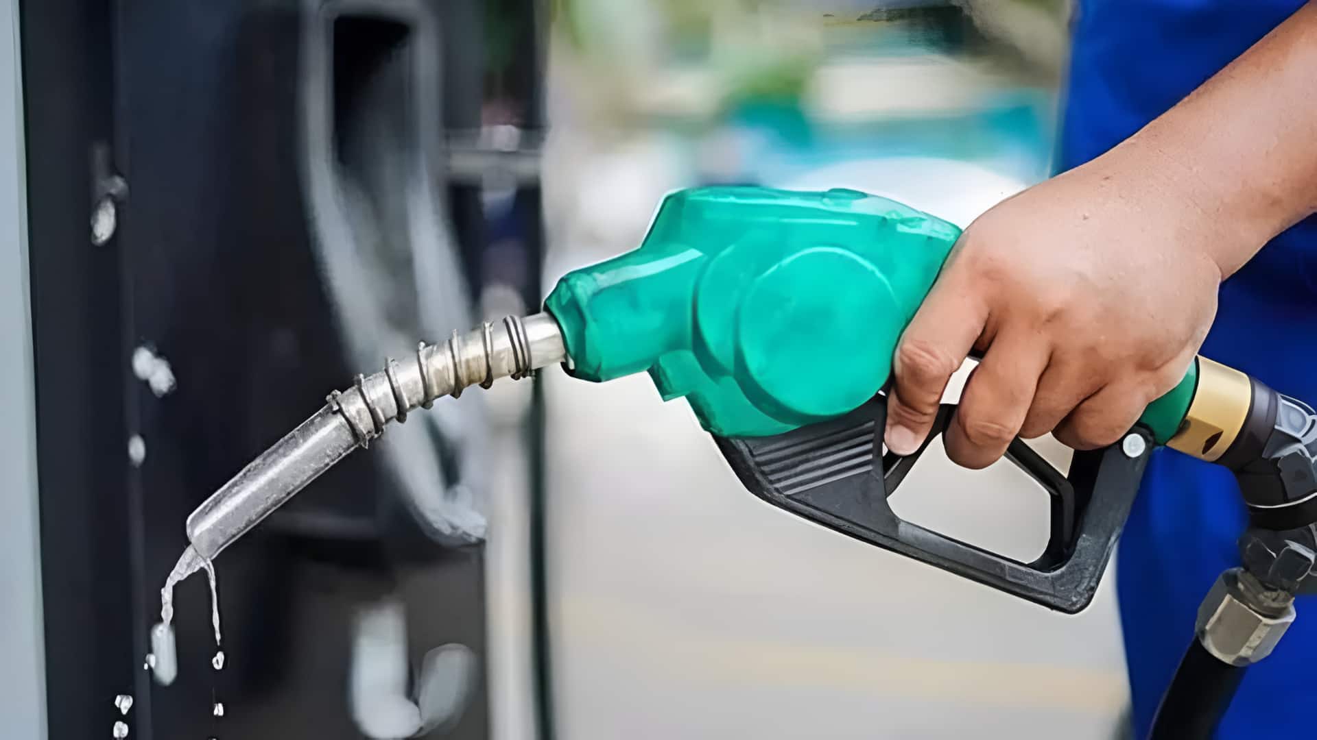 इंडियन ऑयल का प्रीमियम पेट्रोल-डीजल हुआ महंगा, जानिए कितने बढ़े दाम