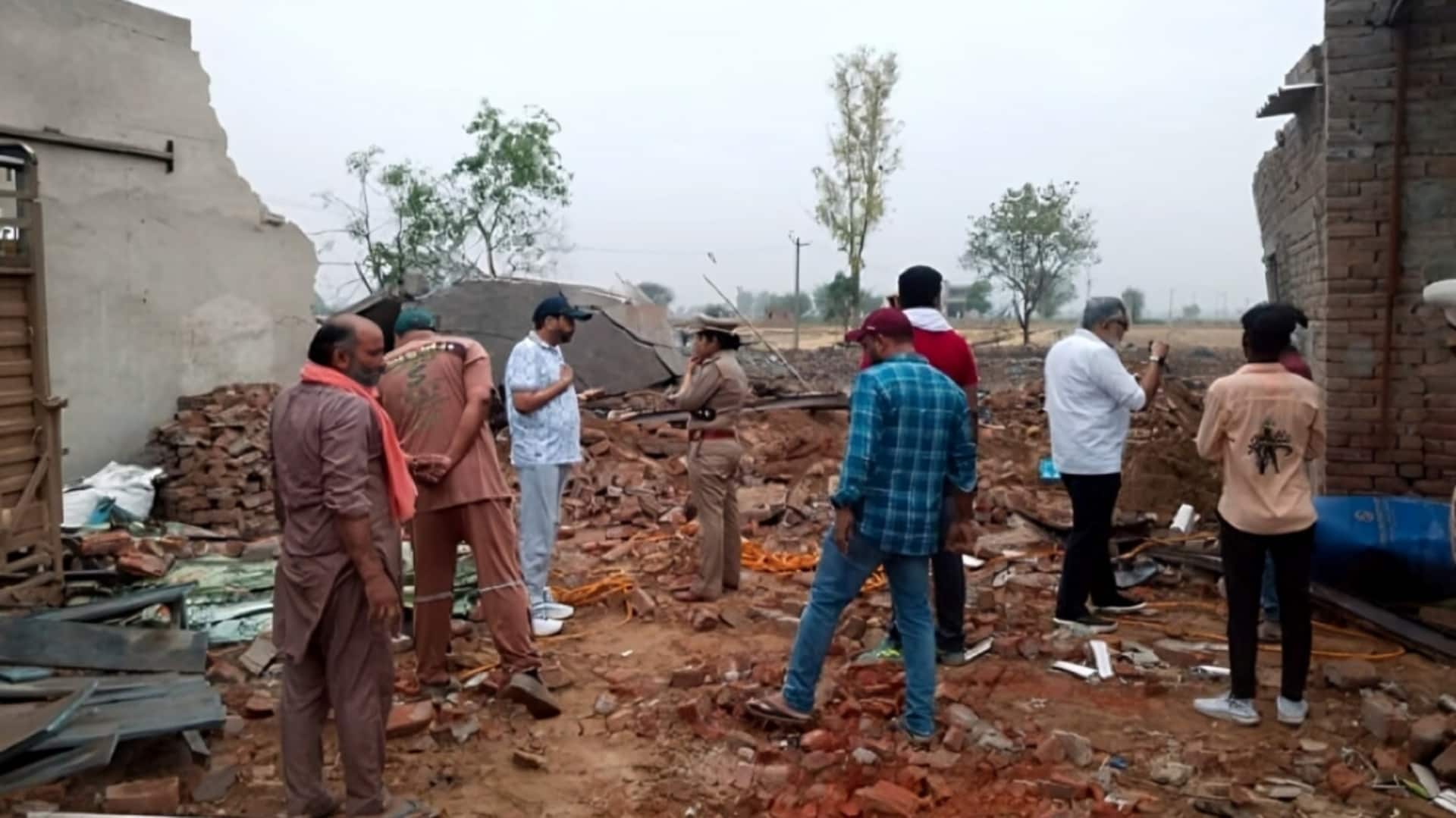 पंजाब: श्री मुक्तसर साहिब में पटाखा फैक्ट्री में भीषण धमाका, 5 प्रवासी श्रमिकों की मौत पंजाब: श्री मुक्तसर साहिब में पटाखा फैक्ट्री में भीषण धमाका, 5 प्रवासी श्रमिकों की मौत