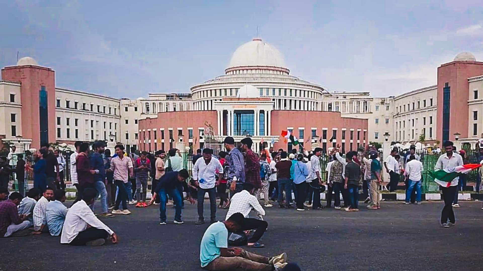 झारखंड में 500 अज्ञात लोगों समेत 600 प्रदर्शनकारियों के खिलाफ मुकदमा दर्ज