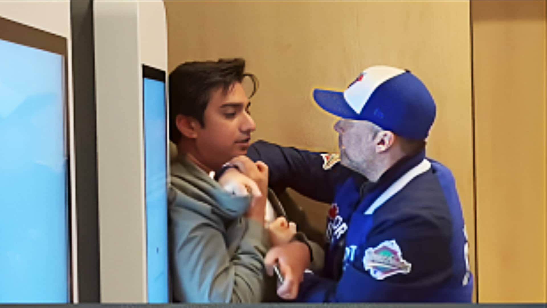 कनाडा के टोरंटो में नशे में धुत व्यक्ति ने भारतीय व्यक्ति पर हमला किया, गला दबाया