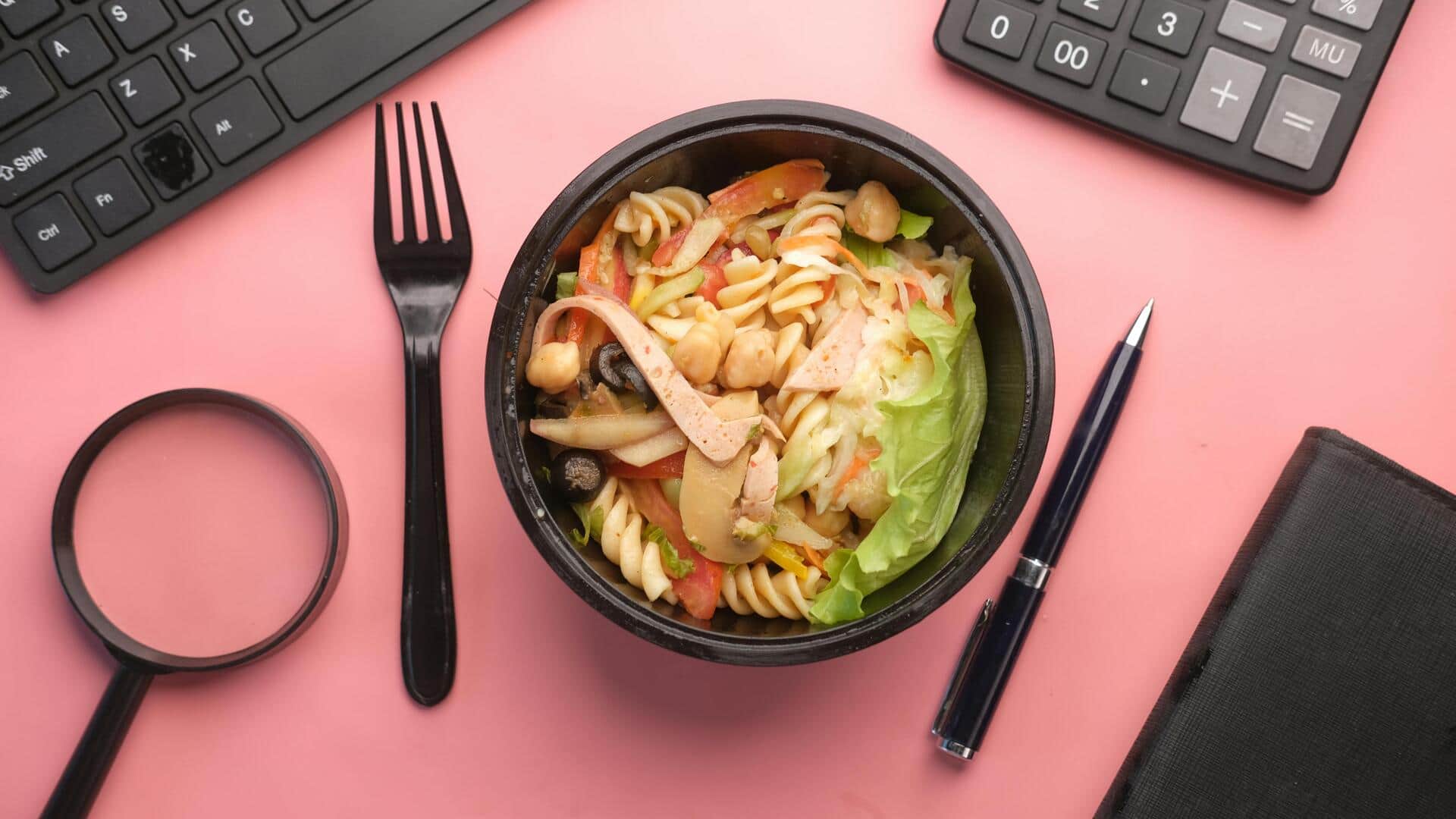 समय की कमी में ऑफिस के लिए बनाएं ये पौष्टिक लंच, झटपट हो जाएंगे तैयार