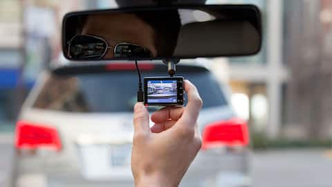 कार के डैशकैम के लिए पैसा खर्चा करने से पहले इन बातों का रखें ध्यान