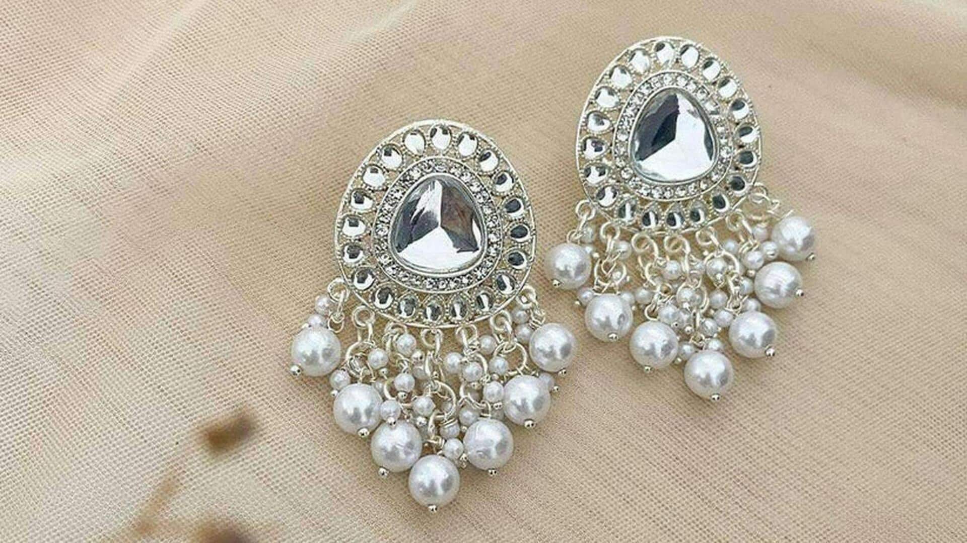 वसंत के दौरान भारतीय परिधान को स्टाइलिश बनाने के लिए पहनें ये 5 एक्सेसरीज