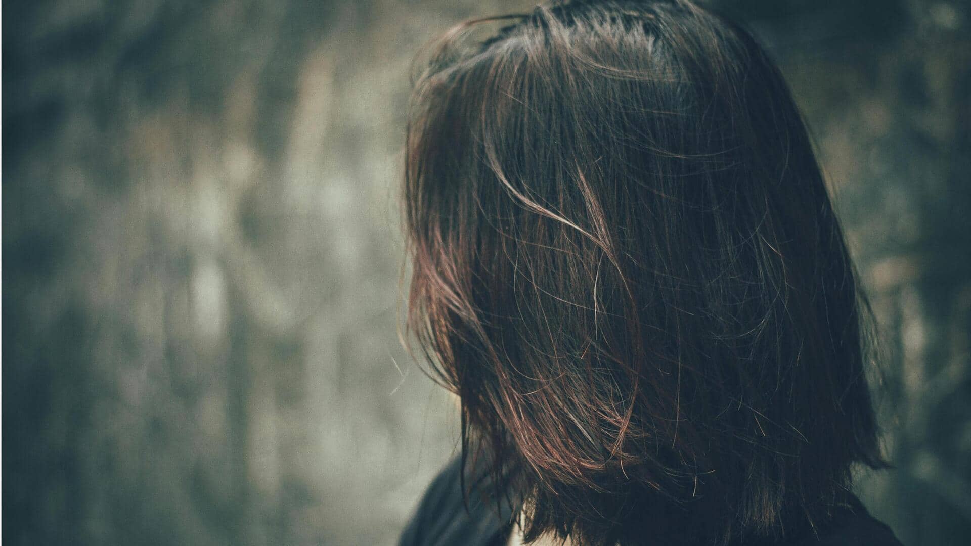 बालों से उलझन को दूर करने के लिए अपनाएं ये 5 आसान और प्रभावी तरीके