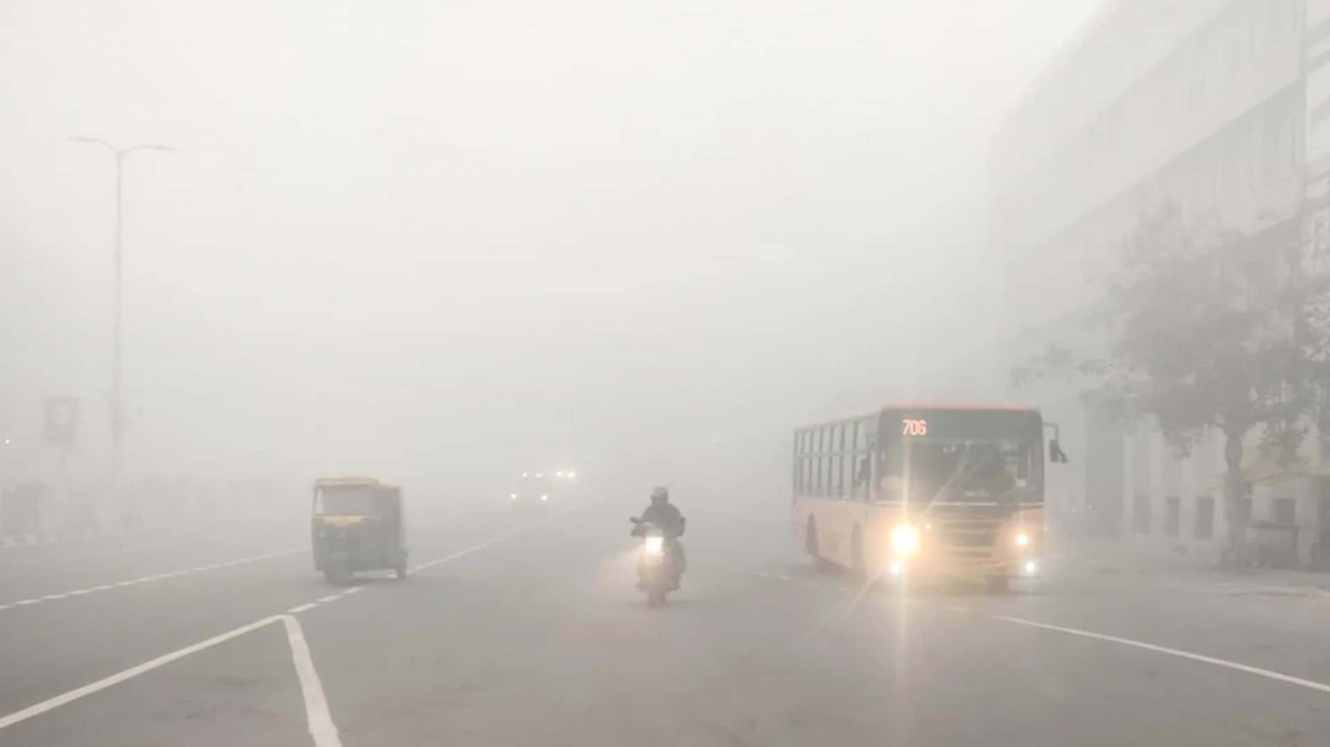 दिल्ली-NCR में घने कोहरे की वजह से दृश्यता शून्य; 75 से अधिक उड़ानें बाधित, प्रदूषण गंभीर