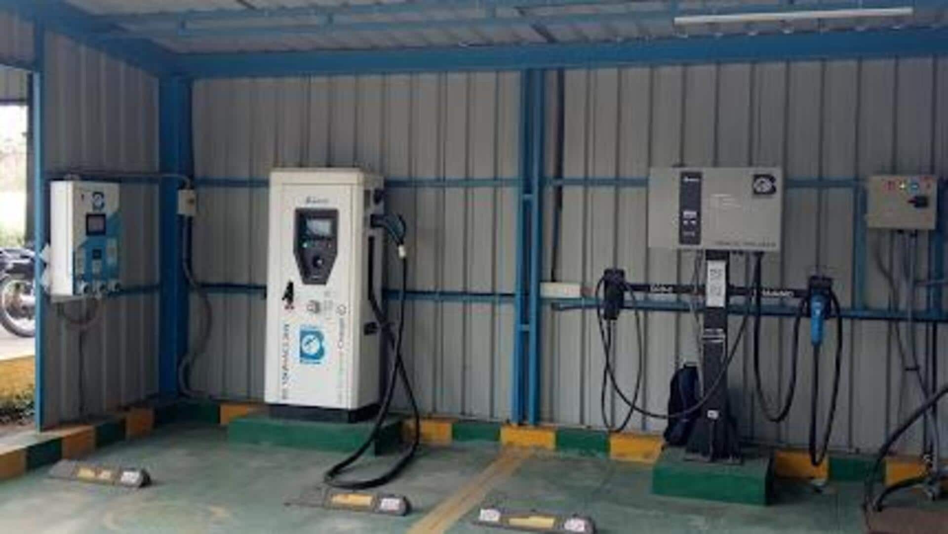 बेंगलुरू-पुणे हाईवे के टोल प्लाजा पर लगेंगे EV फास्ट चार्जिंग स्टेशन, सौंपा गया प्रस्ताव 
