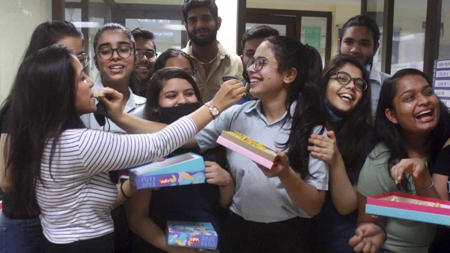 दिल्ली: एक ही सरकारी स्कूल के 51 छात्रों ने पास की NEET परीक्षा