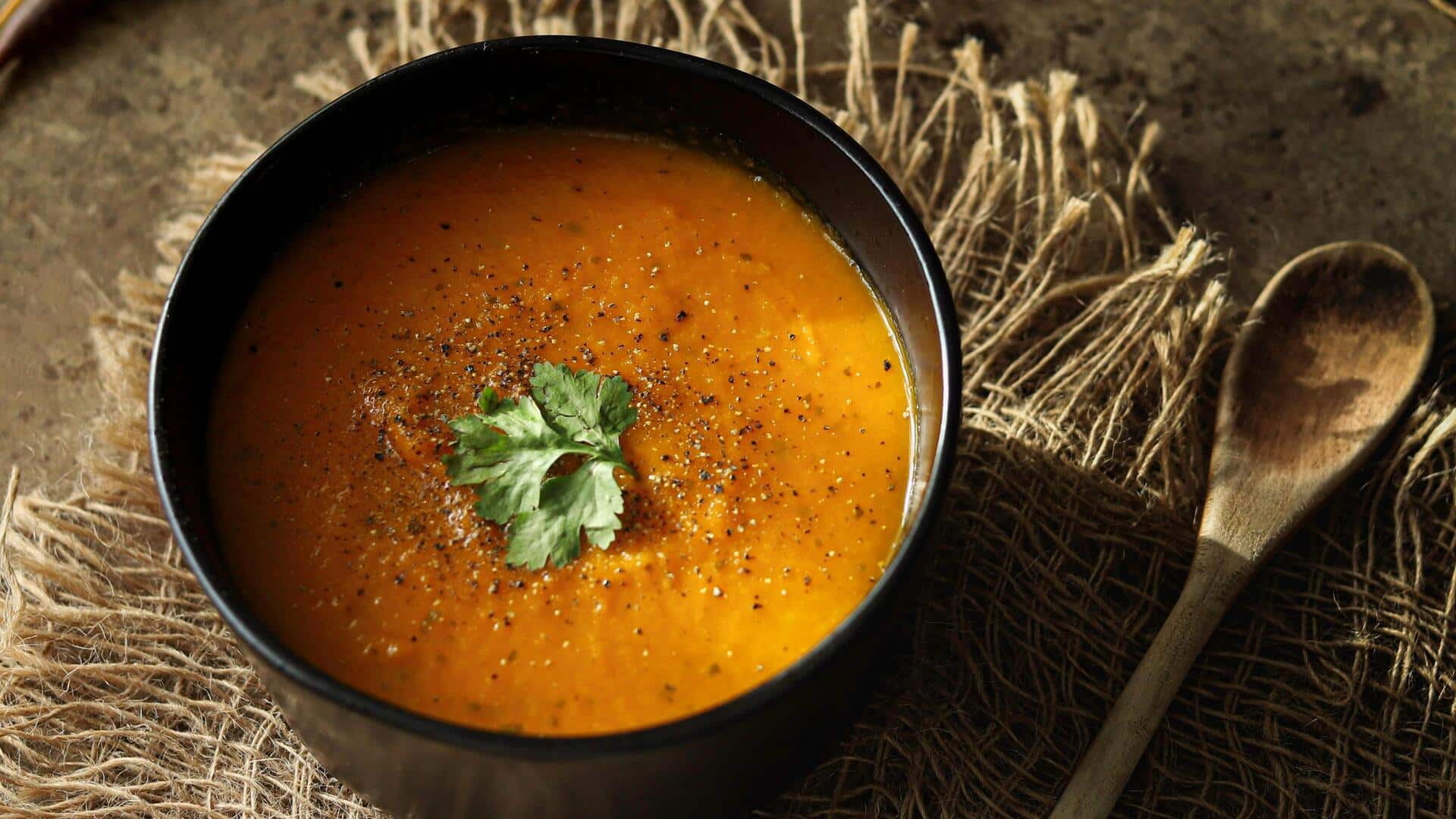 गाजर का सूप बनाने से पहले इन 5 बातों का रखें ध्यान, बनेगा स्वादिष्ट