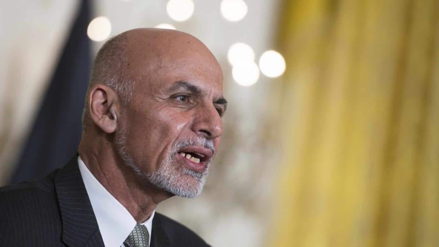 ताजिकिस्तान में लैंडिंग की इजाजत न मिलने के बाद ओमान पहुंचे अफगान राष्ट्रपति अशरफ गनी