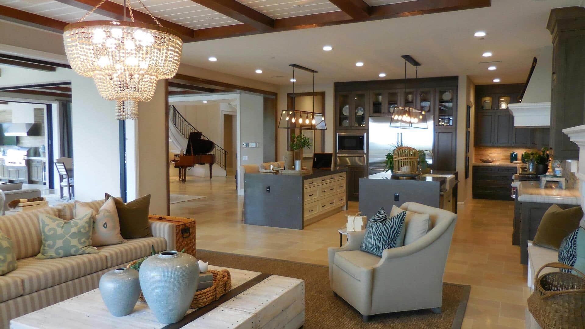 घर में शांति बनाए रखने के लिए अपनाएं ये 5 सरल तरीके