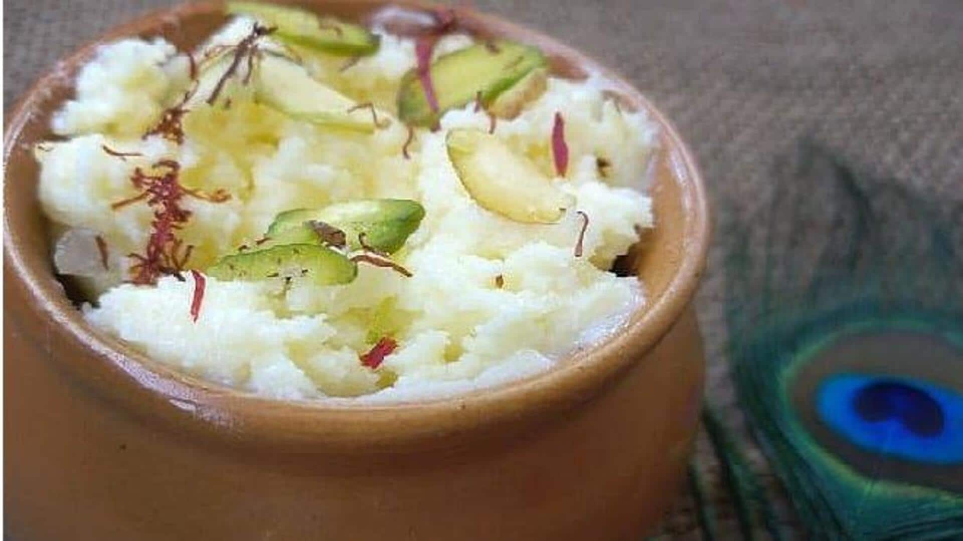 जन्माष्टमी: भगवान कृष्ण को भोग लगाने के लिए बनाएं ये पारंपरिक प्रसाद, आसान है रेसिपी