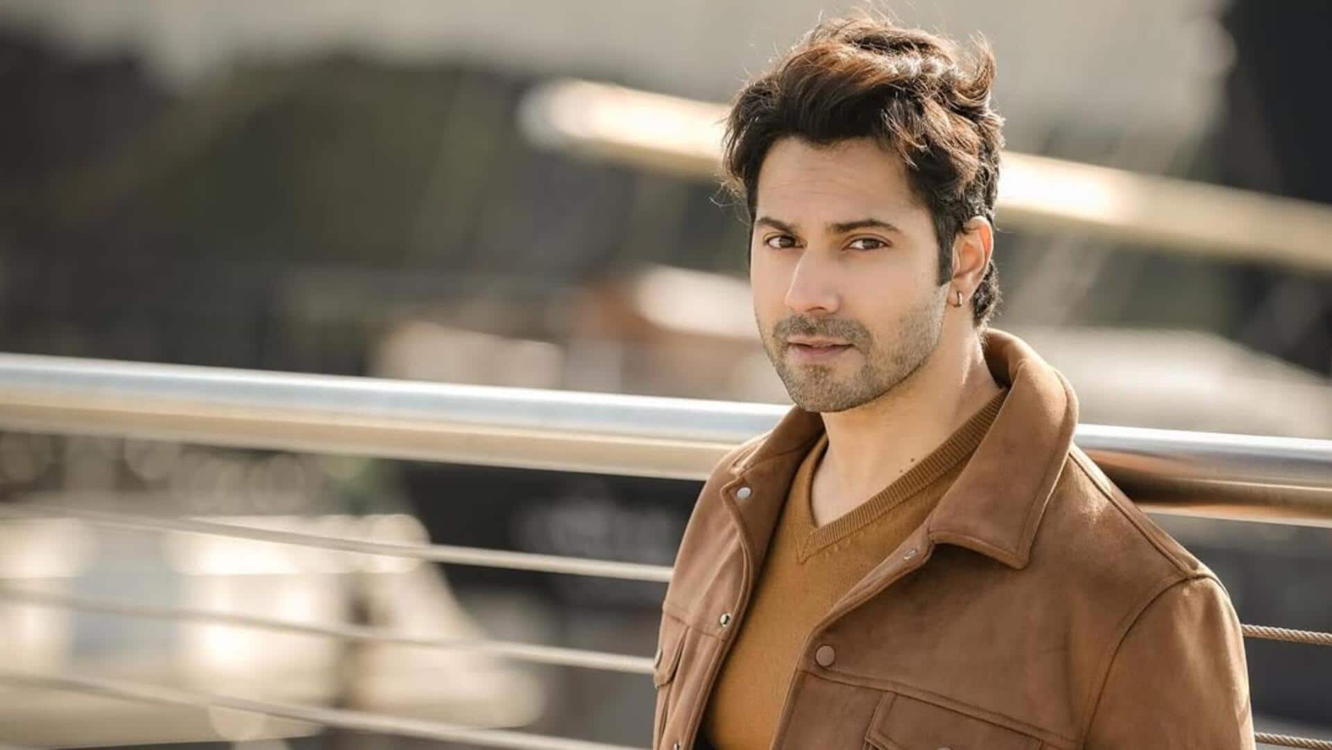 अभिनेता वरुण धवन ने लिया लालबाग के राजा का आशीर्वाद, यहां देखें वीडियो अभिनेता वरुण धवन ने लिया लालबाग के राजा का आशीर्वाद, यहां देखें वीडियो
