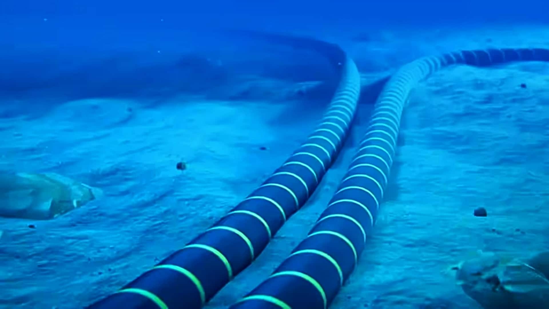 ईरान के निशाने पर अब दुनिया का इंटरनेट? होर्मुज में समुद्र के नीचे तारों पर खतरा