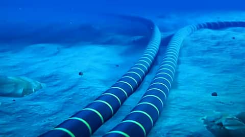 ईरान के निशाने पर अब दुनिया का इंटरनेट? होर्मुज में समुद्र के नीचे तारों पर खतरा