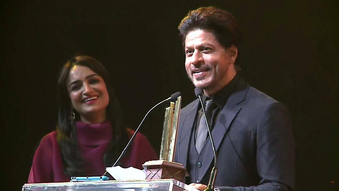 शाहरुख खान को दुबई में किया गया सम्मानित, प्रशंसकों के प्यार पर यह बोले बादशाह