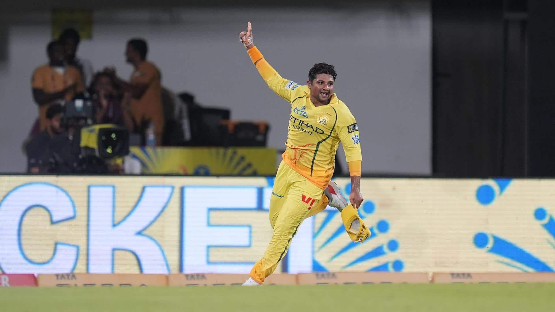 CSK बनाम DC: सरफराज खान ने पकड़ा अक्षर पटेल का दर्शनीय कैच, देखें वायरल वीडियो