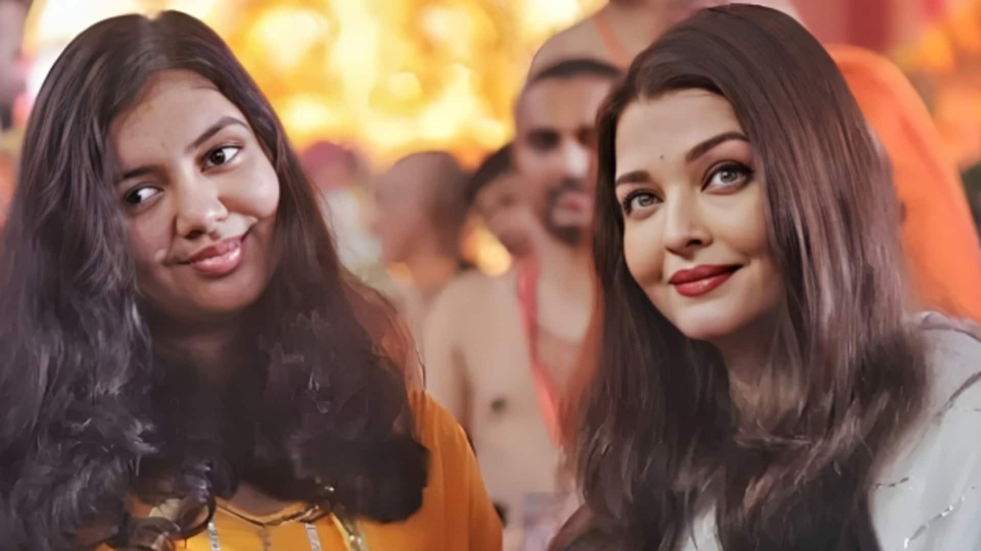 बेटी आराध्या के साथ गणपति बप्पा के दर्शन करने पहुंची ऐश्वर्या राय, यहां देखिए वीडियो बेटी आराध्या के साथ गणपति बप्पा के दर्शन करने पहुंची ऐश्वर्या राय, यहां देखिए वीडियो