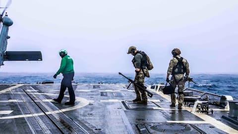 अमेरिकी सेना ने प्रशांत महासागर में 3 नावों पर हवाई हमला किया, 8 की मौत