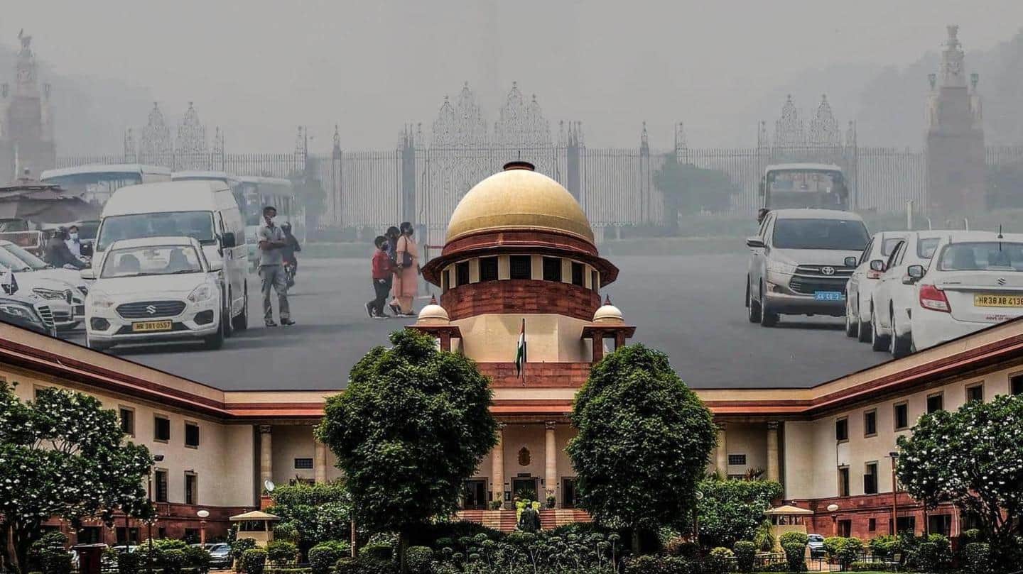 बढ़ते प्रदूषण को लेकर सुप्रीम कोर्ट की दिल्ली सरकार को फटकार, मंगलवार तक मांगा हलफनामा